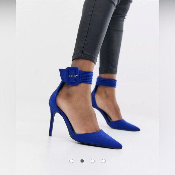 Blink Pointed High Heels in Cobalt Blue
Size:10 - Picture 9 of 10